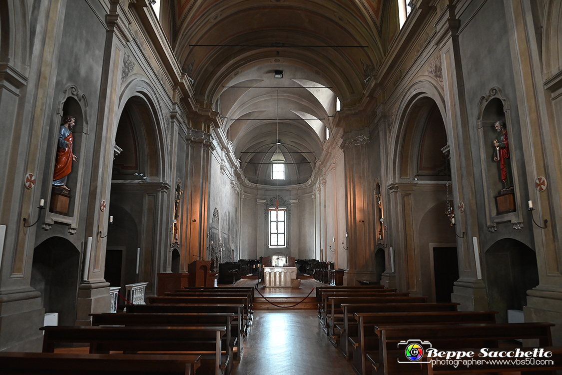 VBS_2976 - Novalesa - Abbazia. Parrocchia. Cascata del Rio Bard.jpg
